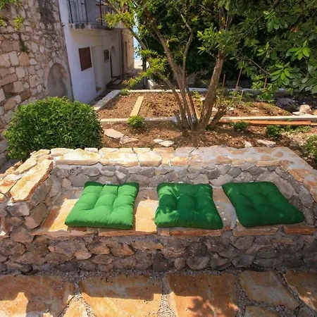 Toni One Apartment Igrane