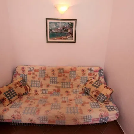 Apartment Toni One Igrane