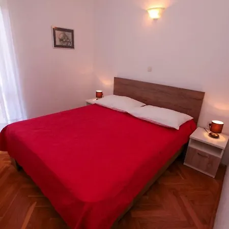 Toni One Apartment *